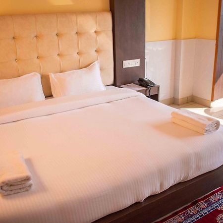 Mvt Guesthouse & Restaurant Rishīkesh Стая снимка