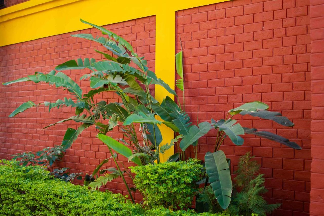 Mvt Guesthouse & Restaurant Rishīkesh Екстериор снимка