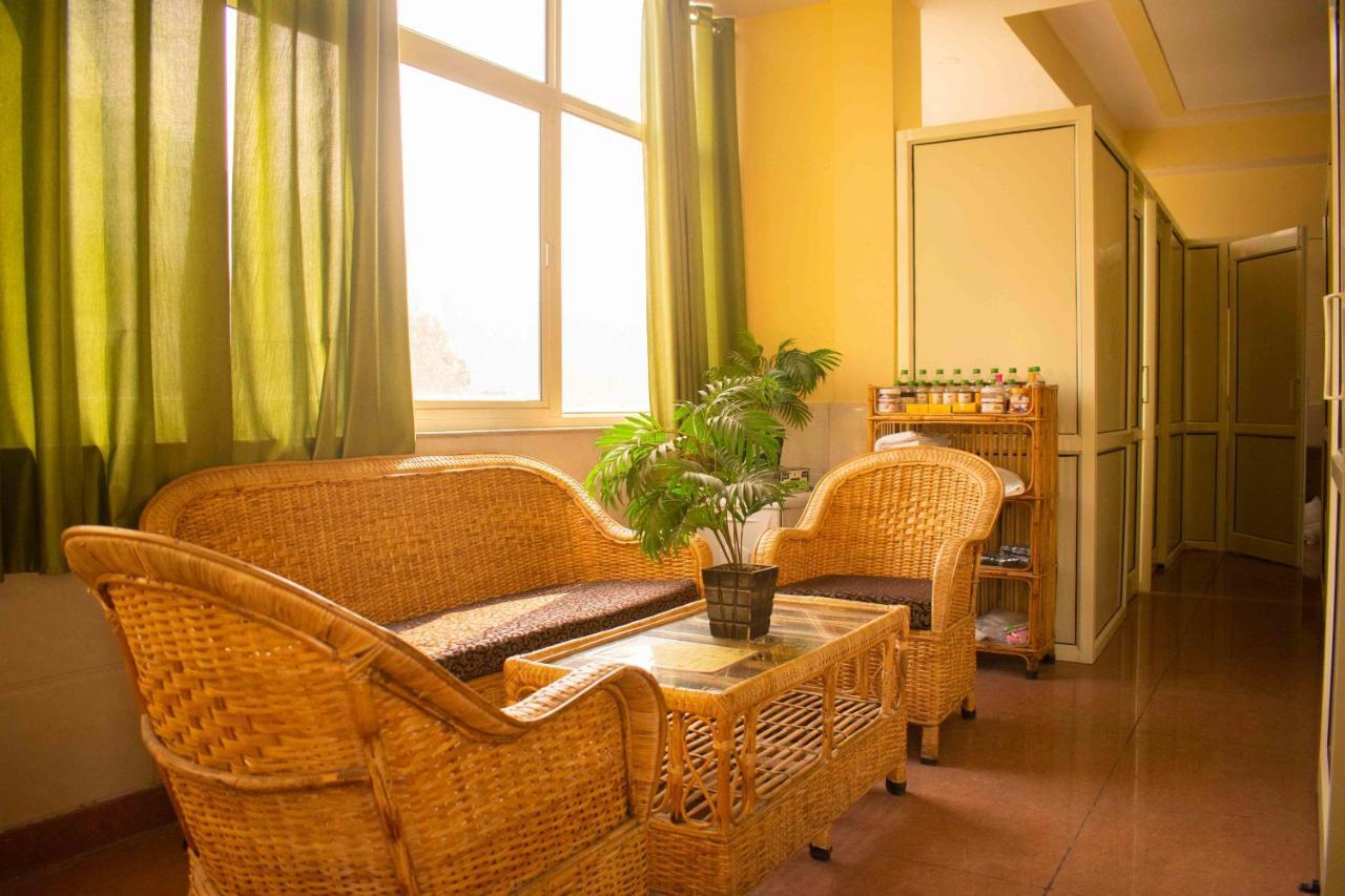 Mvt Guesthouse & Restaurant Rishīkesh Екстериор снимка