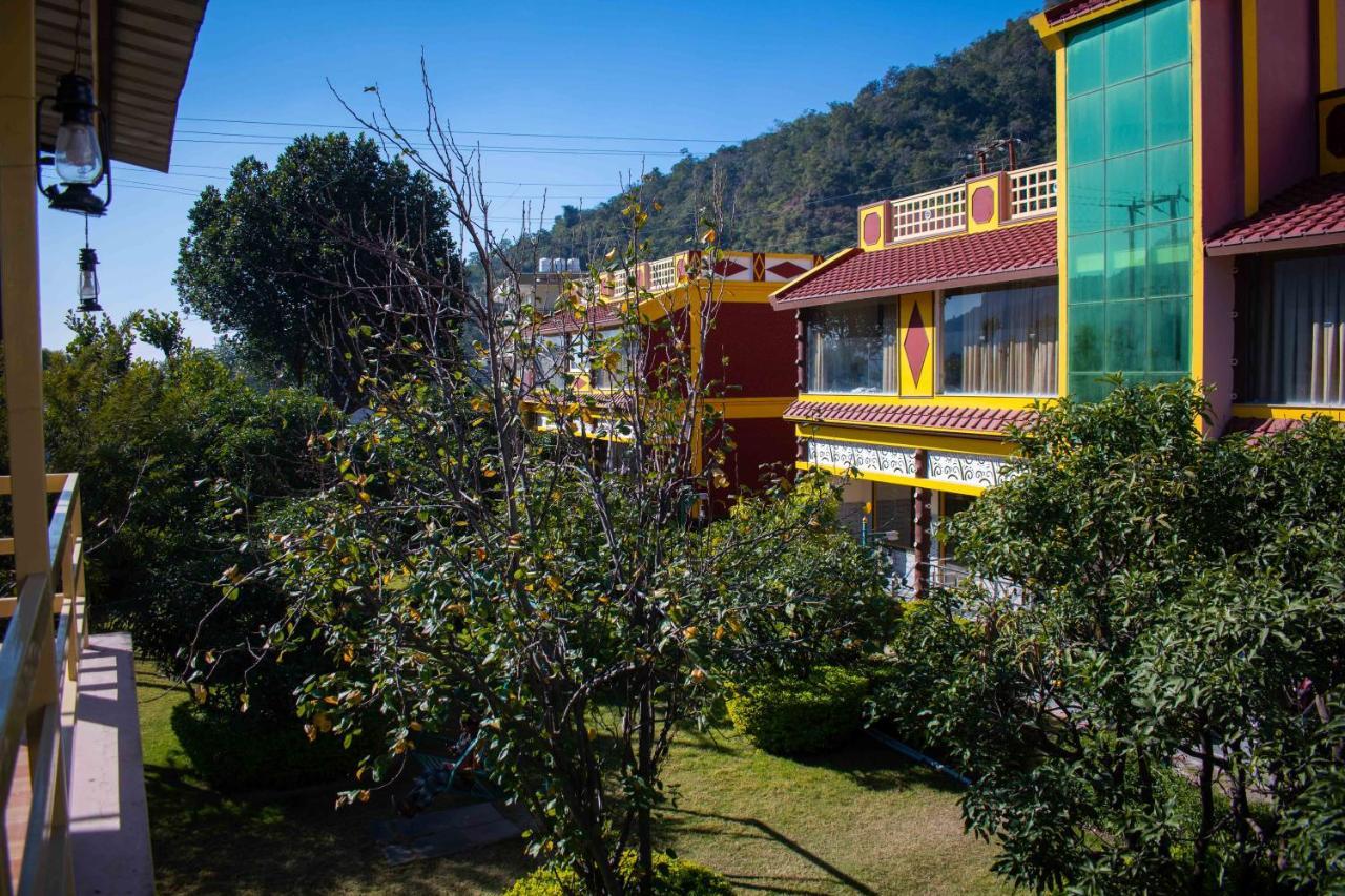 Mvt Guesthouse & Restaurant Rishīkesh Екстериор снимка