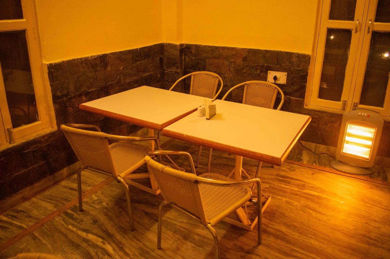 Mvt Guesthouse & Restaurant Rishīkesh Екстериор снимка